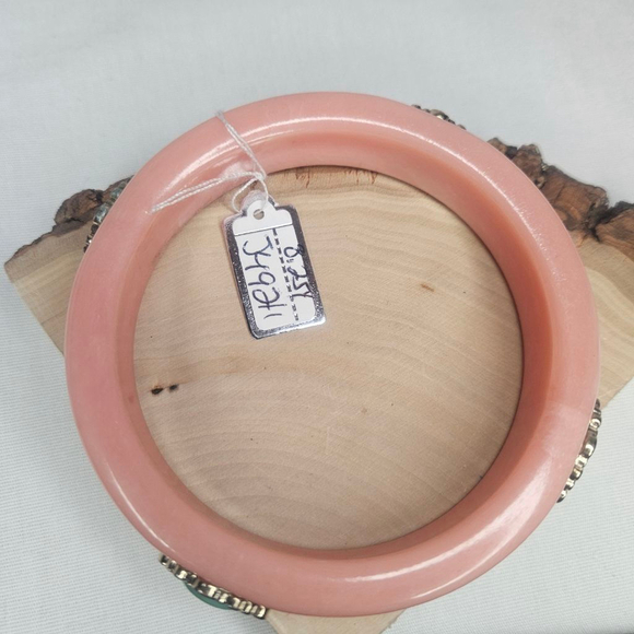 Vintage Coral 80s Bangle with Faux Turquoise Accents EUC Sz 8" Width 1/2" - Picture 4 of 9
